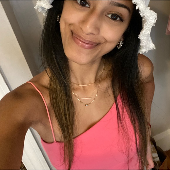 Princess Polly Pink Asymmetrical Bodysuit! US0 and fits like an XS! - Picture 4 of 4